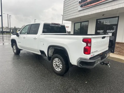 More photos of 2024 Chevrolet Silverado 2500HD LT at Jerry Hunt Supercenter - Lexington, NC