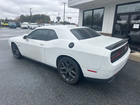 More photos of 2022 Dodge Challenger R/T at Jerry Hunt Supercenter - Lexington, NC