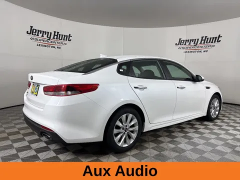 More photos of 2016 Kia Optima LX at Jerry Hunt Supercenter - Lexington, NC