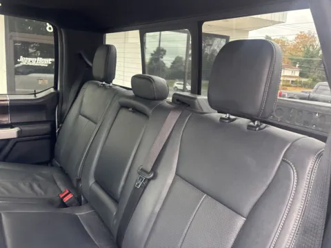 More photos of 2022 Ford F-250SD Lariat at Jerry Hunt Supercenter - Lexington, NC
