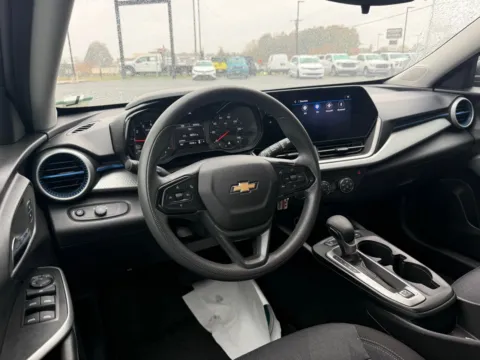 More photos of 2025 Chevrolet Trax LS at Jerry Hunt Supercenter - Lexington, NC