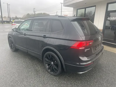 More photos of 2021 Volkswagen Tiguan 2.0T SE R-Line Black at Jerry Hunt Supercenter - Lexington, NC