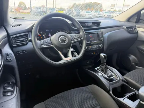 More photos of 2021 Nissan Rogue Sport S at Jerry Hunt Supercenter - Lexington, NC