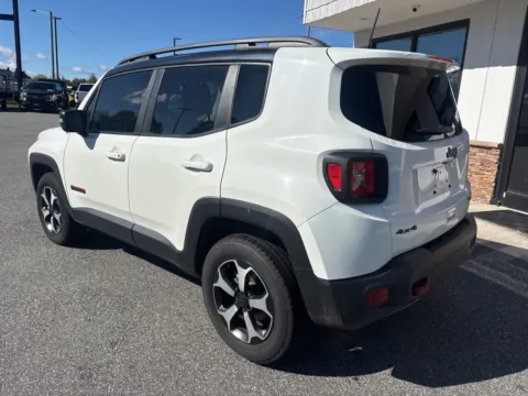 More photos of 2022 Jeep Renegade Trailhawk at Jerry Hunt Supercenter - Lexington, NC
