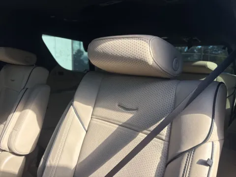 More photos of 2022 Cadillac Escalade Premium Luxury at Jerry Hunt Supercenter - Lexington, NC