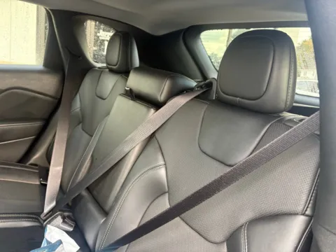 More photos of 2022 Jeep Cherokee Limited at Jerry Hunt Supercenter - Lexington, NC