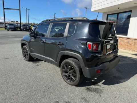 More photos of 2023 Jeep Renegade Altitude at Jerry Hunt Supercenter - Lexington, NC