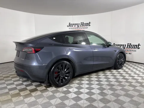 More photos of 2023 Tesla Model Y Performance at Jerry Hunt Supercenter - Lexington, NC