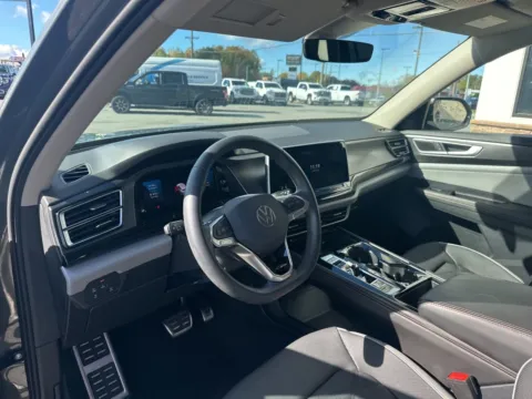 Another view of 2025 Volkswagen Atlas 2.0T Peak Edition for sale in Lexington, NC at Jerry Hunt Supercenter - Lexington