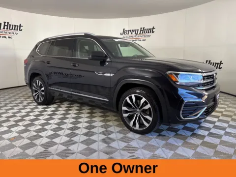 More photos of 2022 Volkswagen Atlas 3.6L V6 SEL Premium R-Line at Jerry Hunt Supercenter - Lexington, NC