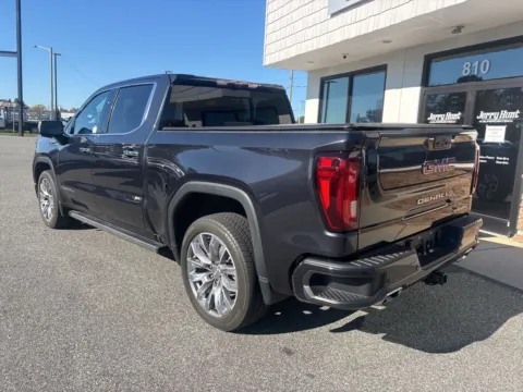 More photos of 2023 GMC Sierra 1500 Denali at Jerry Hunt Supercenter - Lexington, NC
