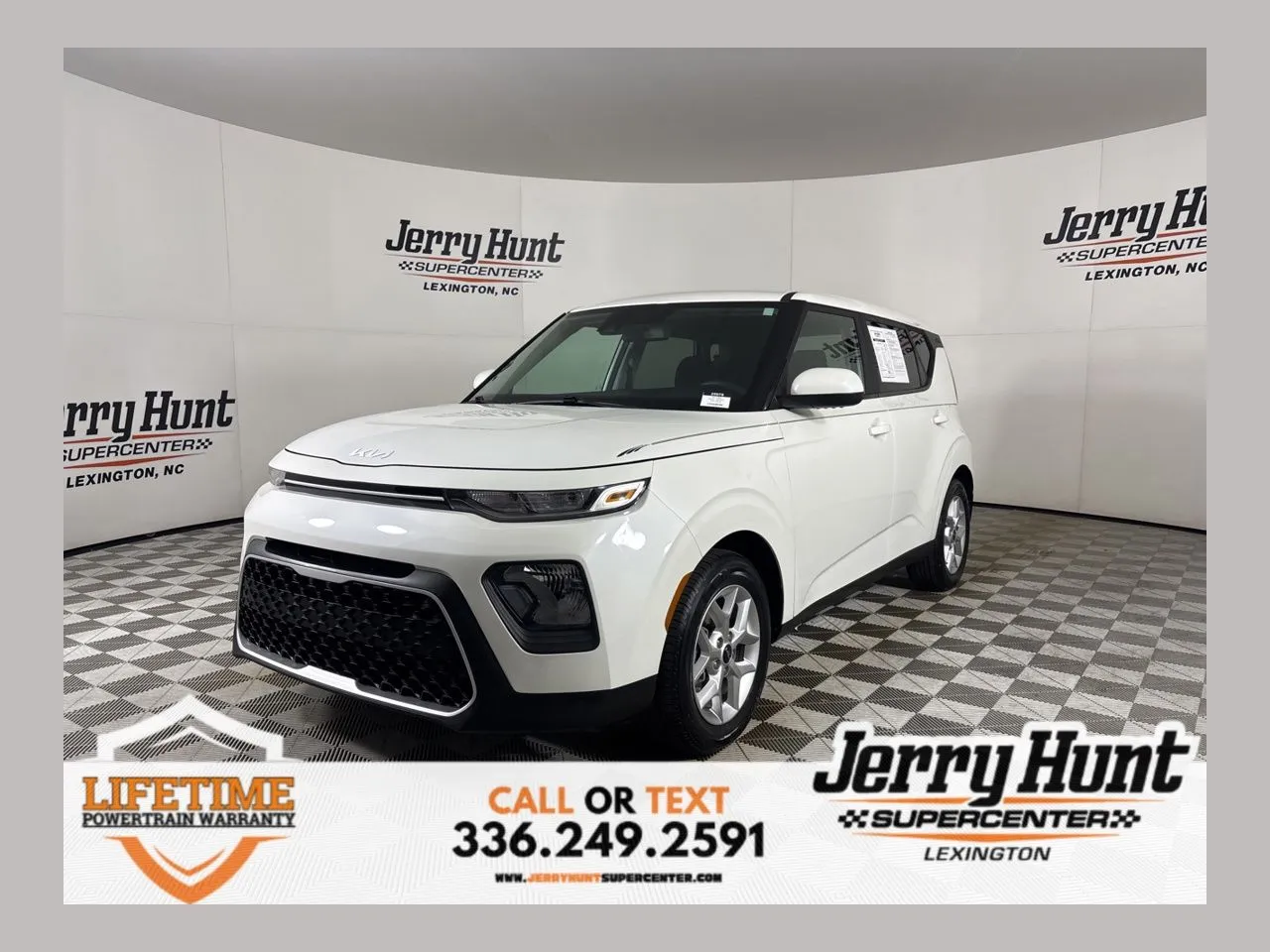 White 2022 Kia Soul LX for sale in Lexington, NC