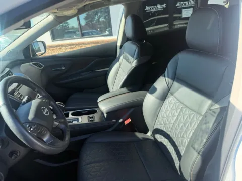 Photos of 2024 Nissan Murano Platinum for sale in Lexington, NC at Jerry Hunt Supercenter - Lexington