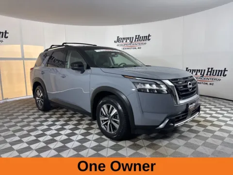 More photos of 2024 Nissan Pathfinder SL at Jerry Hunt Supercenter - Lexington, NC