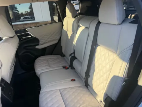 Another view of 2024 Mitsubishi Outlander SEL for sale in Lexington, NC at Jerry Hunt Supercenter - Lexington