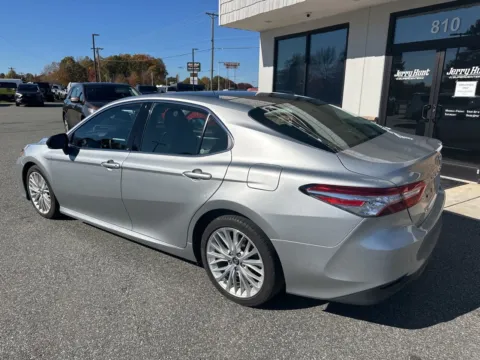 More photos of 2018 Toyota Camry XLE at Jerry Hunt Supercenter - Lexington, NC