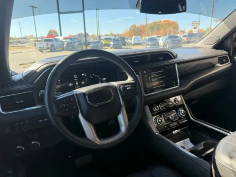 More photos of 2023 GMC Yukon Denali at Jerry Hunt Supercenter - Lexington, NC