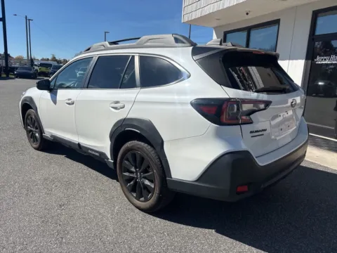 More photos of 2024 Subaru Outback Onyx Edition at Jerry Hunt Supercenter - Lexington, NC