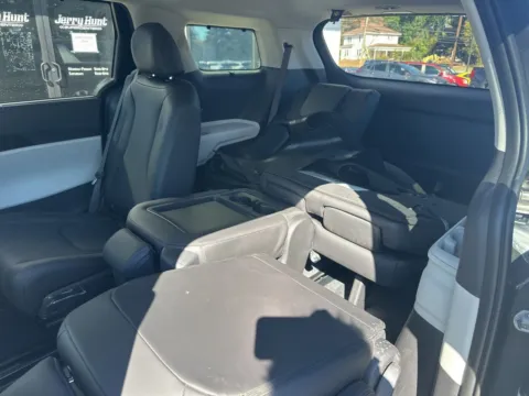 More photos of 2024 Kia Carnival EX at Jerry Hunt Supercenter - Lexington, NC