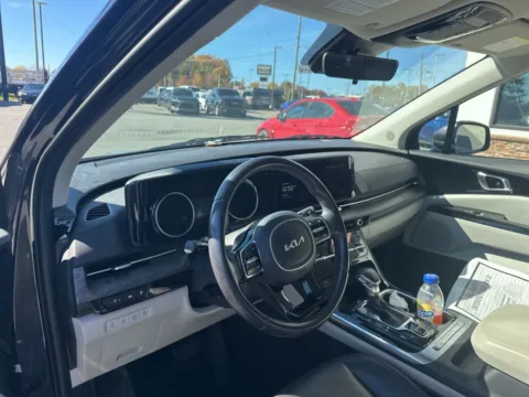 Another view of 2024 Kia Carnival EX for sale in Lexington, NC at Jerry Hunt Supercenter - Lexington