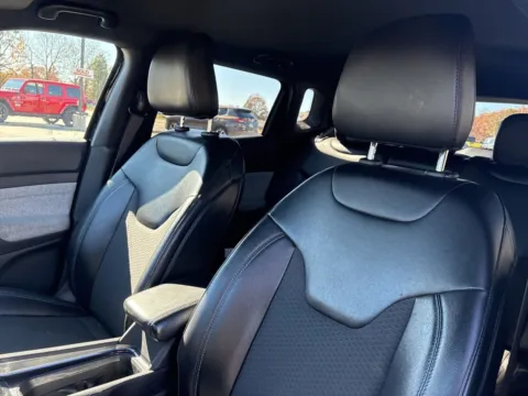 Photos of 2023 Jeep Compass Latitude for sale in Lexington, NC at Jerry Hunt Supercenter - Lexington