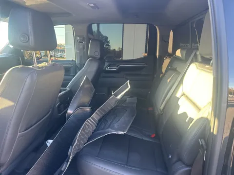 More photos of 2023 GMC Sierra 1500 SLT at Jerry Hunt Supercenter - Lexington, NC