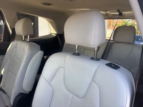 More photos of 2023 Kia Telluride EX at Jerry Hunt Supercenter - Lexington, NC