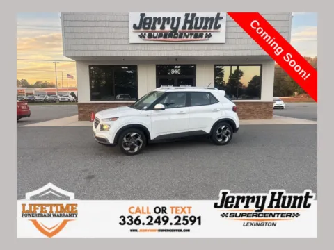 White 2024 Hyundai Venue SEL for sale in Lexington, NC