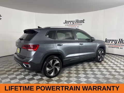 More photos of 2024 Volkswagen Taos 1.5T SE at Jerry Hunt Supercenter - Lexington, NC