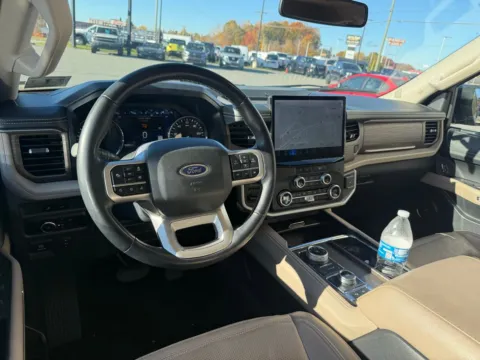More photos of 2024 Ford Expedition Limited at Jerry Hunt Supercenter - Lexington, NC