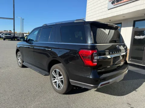 More photos of 2024 Ford Expedition Limited at Jerry Hunt Supercenter - Lexington, NC