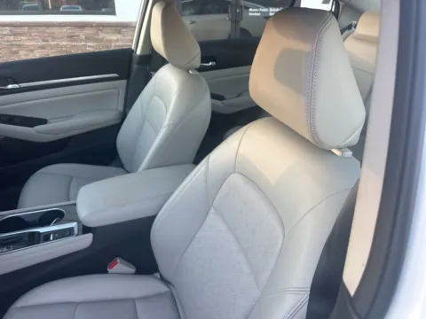 Photos of 2025 Nissan Altima 2.5 SL for sale in Lexington, NC at Jerry Hunt Supercenter - Lexington