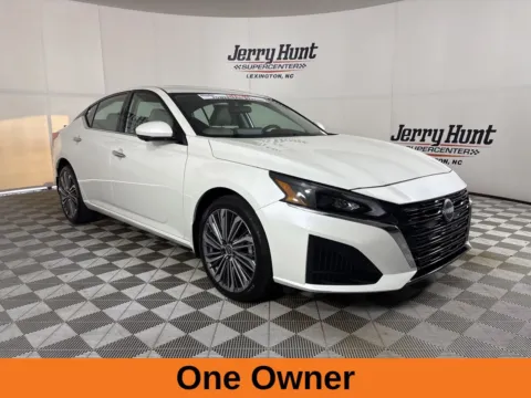 More photos of 2025 Nissan Altima 2.5 SL at Jerry Hunt Supercenter - Lexington, NC