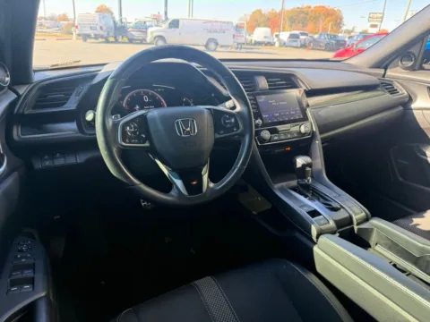 More photos of 2020 Honda Civic Sport at Jerry Hunt Supercenter - Lexington, NC
