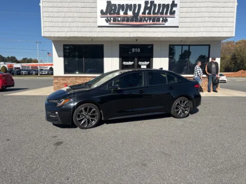 Black 2020 Toyota Corolla SE for sale in Lexington, NC
