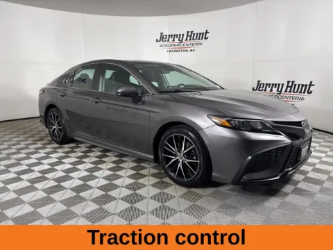 More photos of 2021 Toyota Camry SE at Jerry Hunt Supercenter - Lexington, NC