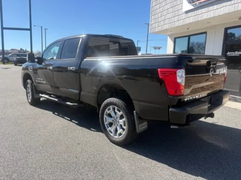 More photos of 2021 Nissan Titan XD SV at Jerry Hunt Supercenter - Lexington, NC