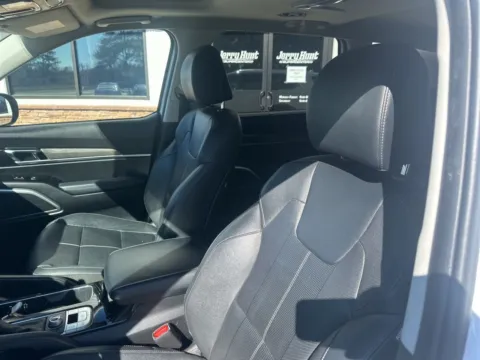 Photos of 2022 Kia Telluride EX for sale in Lexington, NC at Jerry Hunt Supercenter - Lexington