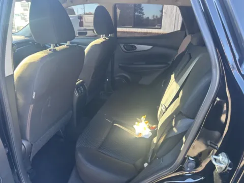 More photos of 2020 Nissan Rogue Sport S at Jerry Hunt Supercenter - Lexington, NC