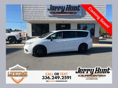 White 2025 Chrysler Pacifica Limited for sale in Lexington, NC