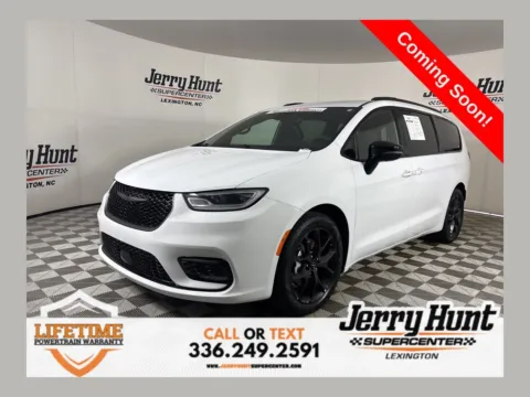 White 2025 Chrysler Pacifica Limited for sale in Lexington, NC
