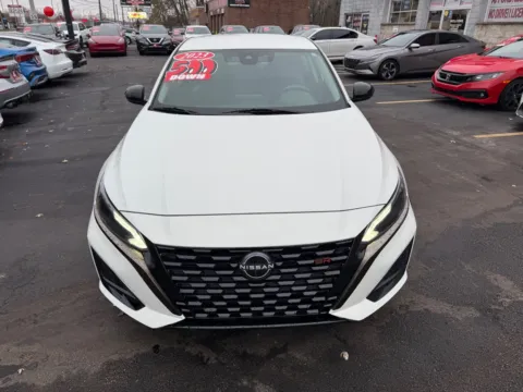 More photos of 2023 NISSAN ALTIMA 2.5 SR at Ride Time Auto Finance Broadway, IN