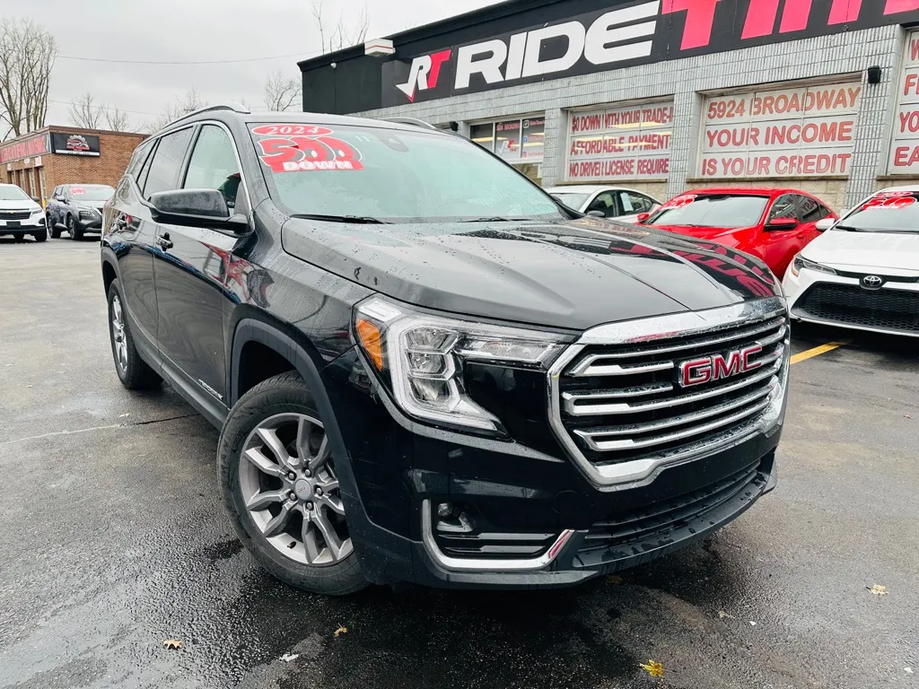 Black 2024 GMC TERRAIN SLT for sale in Merrillville, IN