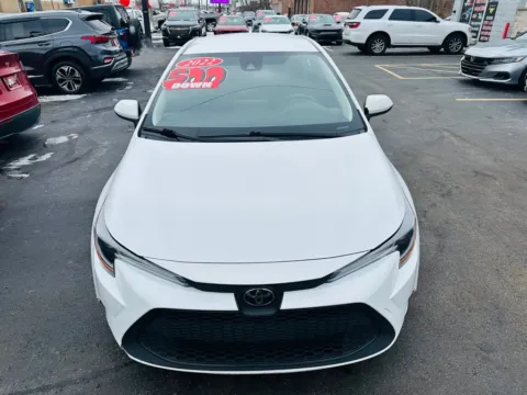 More photos of 2022 TOYOTA COROLLA LE at Ride Time Auto Finance Broadway, IN