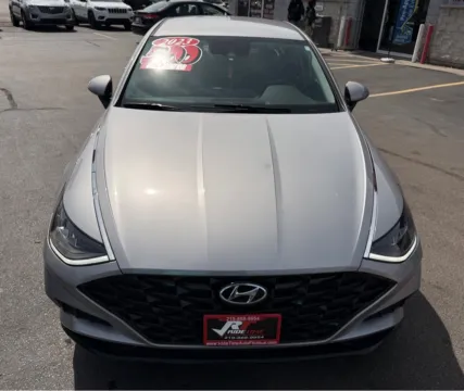 Another view of 2023 HYUNDAI SONATA SEL for sale in Merrillville, IN at Ride Time Auto Finance Broadway