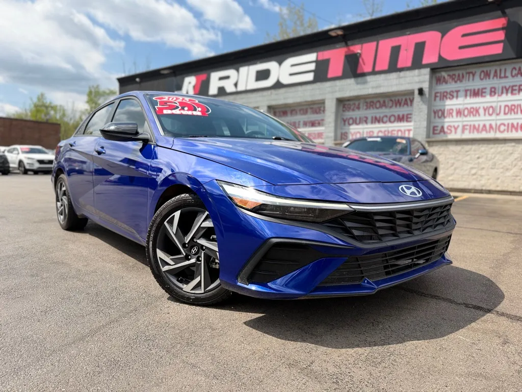 Blue 2025 HYUNDAI ELANTRA SEL SPORT for sale in Merrillville, IN