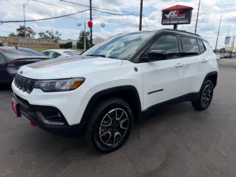 More photos of 2025 JEEP COMPASS TRAILHAWK at Ride Time Auto Finance Broadway, IN
