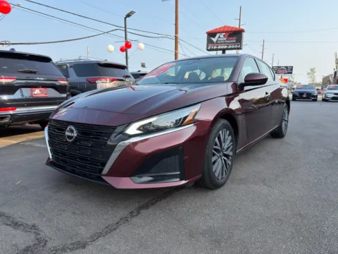 More photos of 2023 NISSAN ALTIMA 2.5 SV at Ride Time Auto Finance Broadway, IN