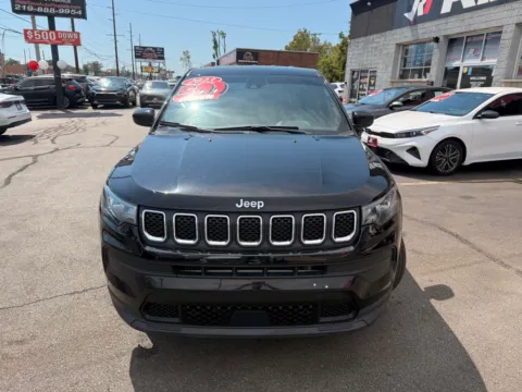 More photos of 2023 JEEP COMPASS SPORT at Ride Time Auto Finance Broadway, IN