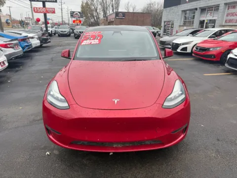 More photos of 2021 TESLA MODEL Y LONG RANGE at Ride Time Auto Finance Broadway, IN